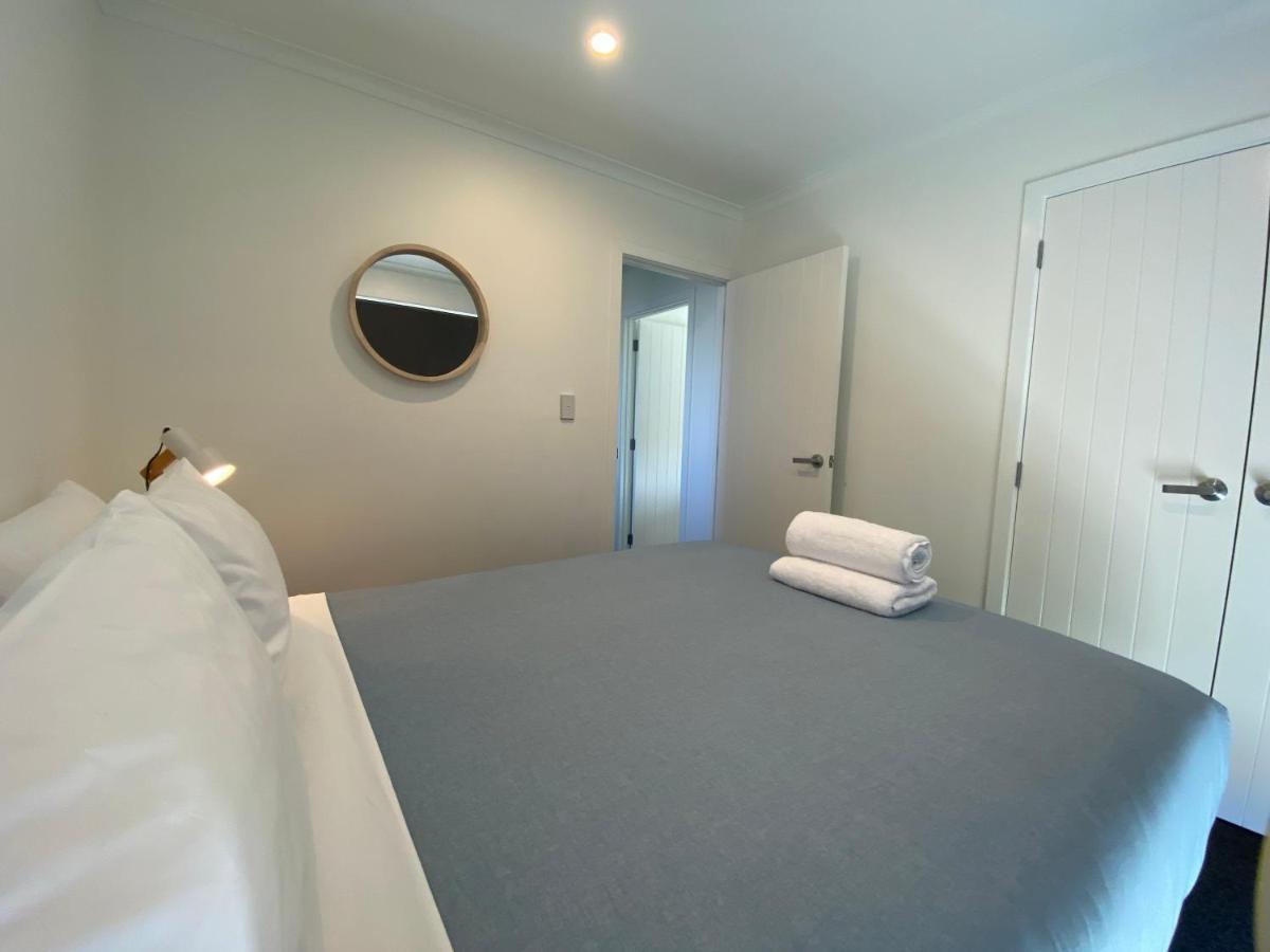 Townhouse Feel In Irishman Villa Twizel Exterior photo